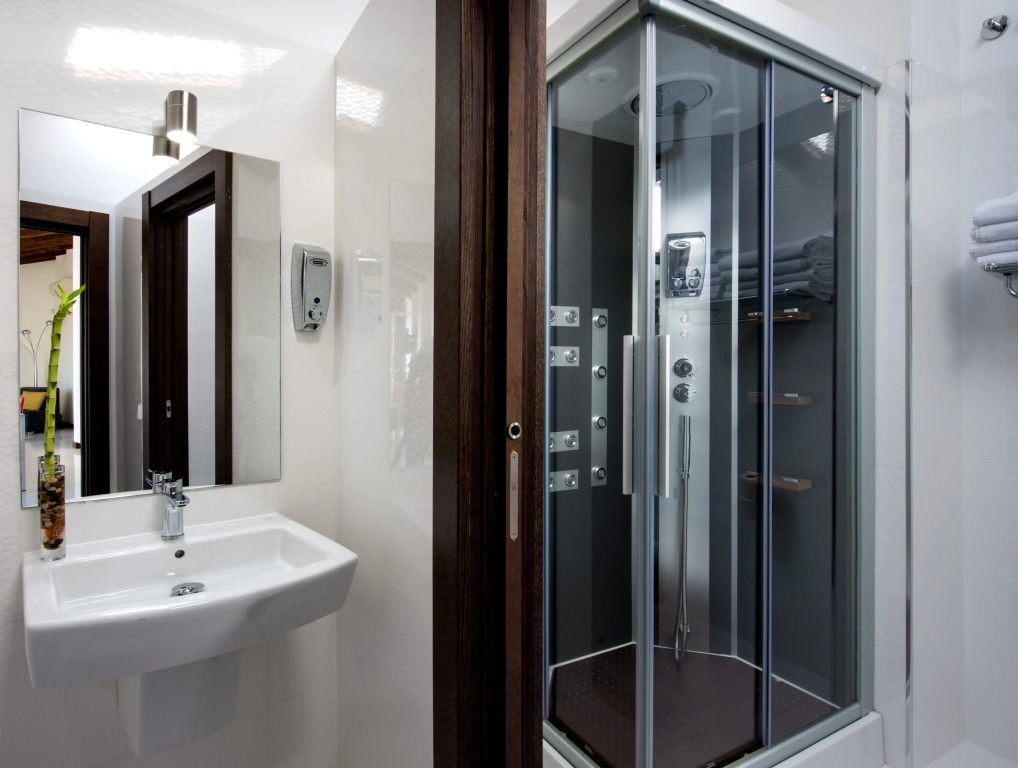 Roisa Suites