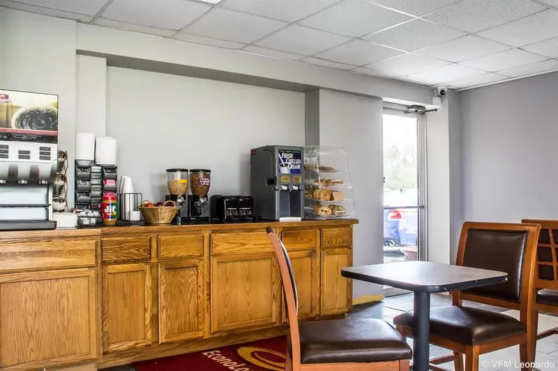 Econo Lodge Mayo Clinic Area