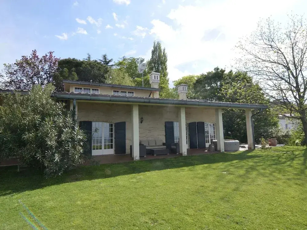 Gemmano's Villa With Pool and Vineyard