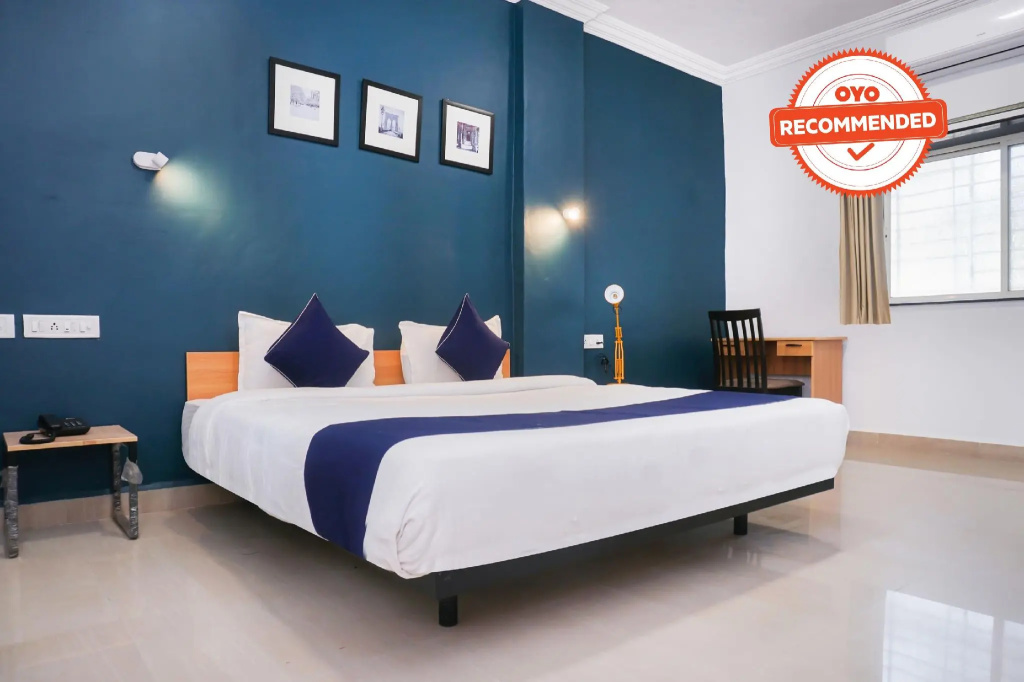 SilverKey Executive Stays 77140 Vishrantwadi