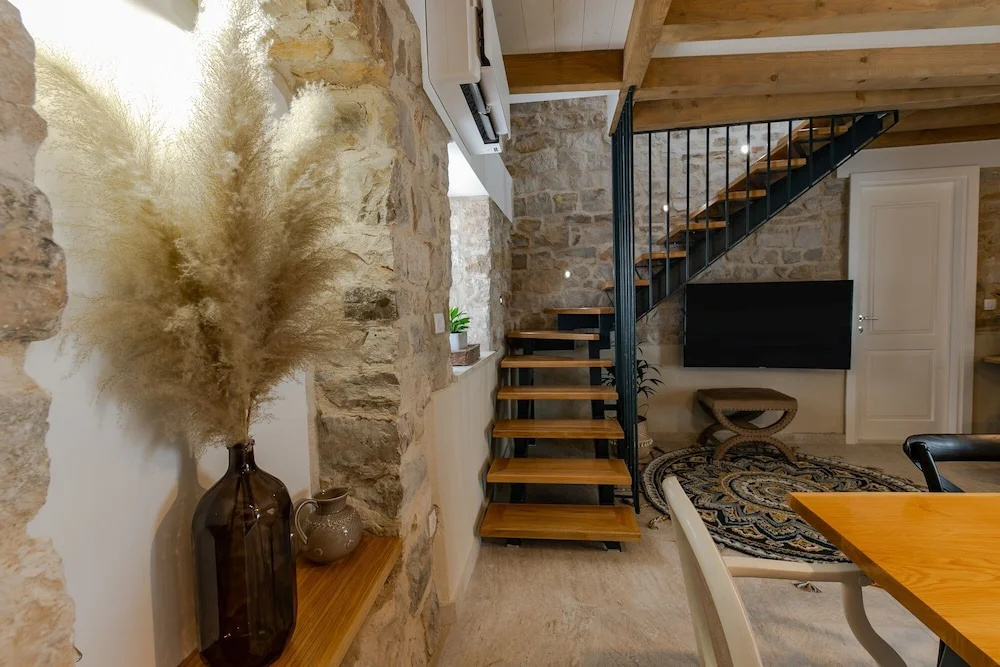 Villa Bante - Luxury Stone House