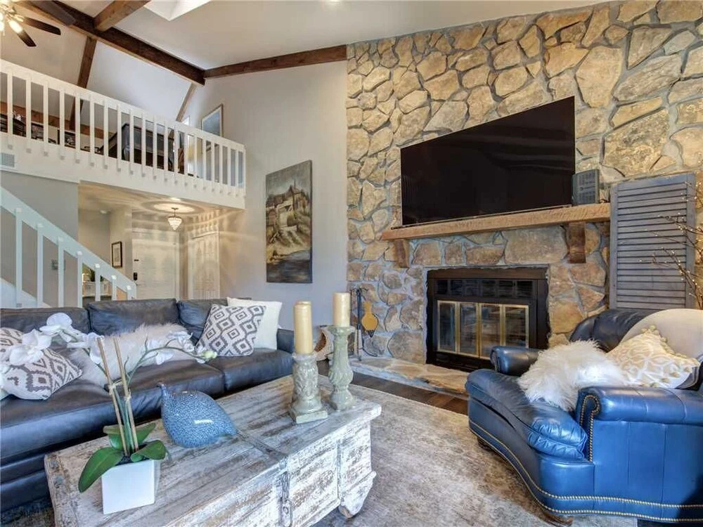 Pinnacle Penthouse, 3 Bedrooms, 3 Bathrooms, Access to 3 Pools, Tennis