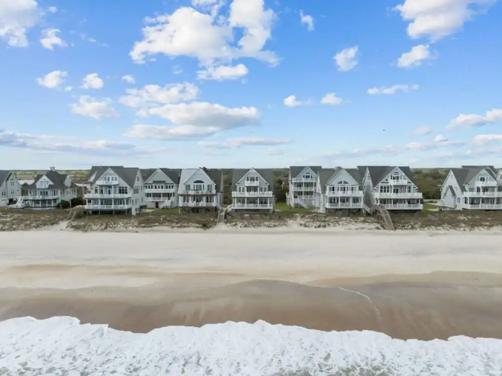 Ocean's Edge by Topsail Realty