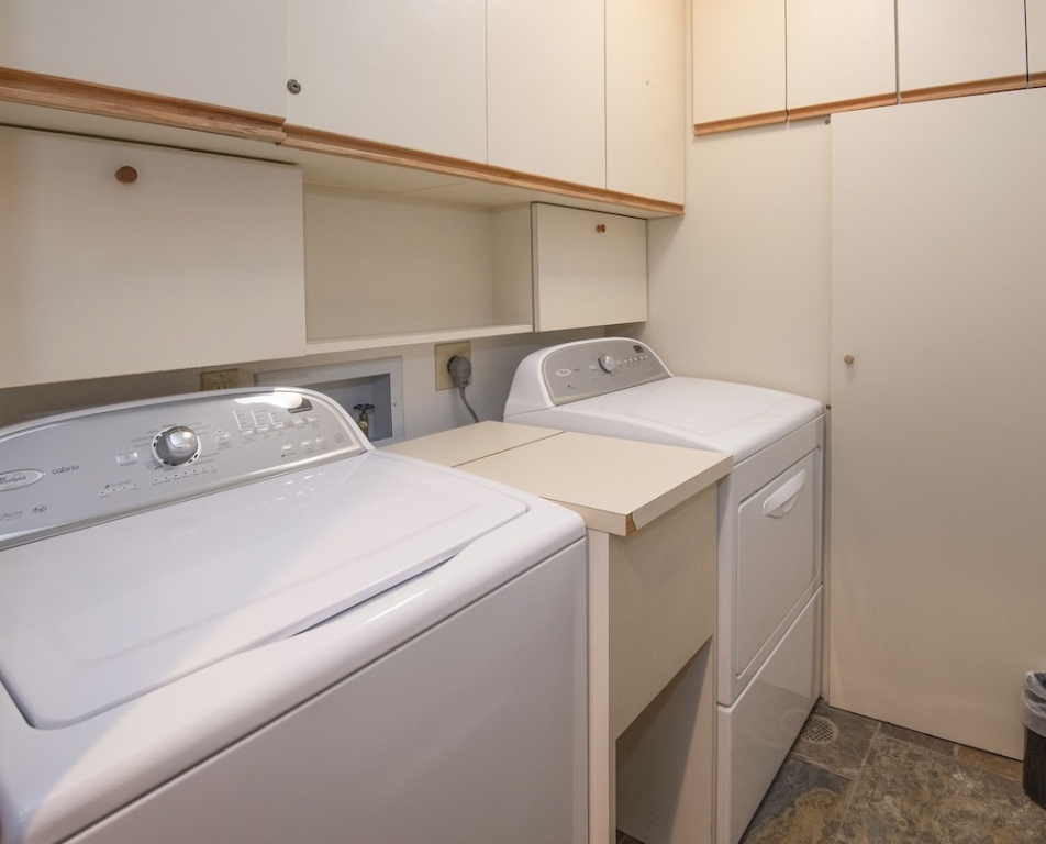 Meadows J3 4 Bedroom Townhouse by RedAwning