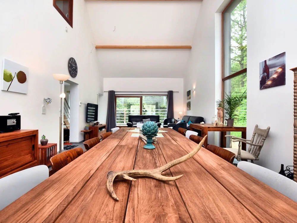 Luxurious Holiday Home in Beauraing with Sauna