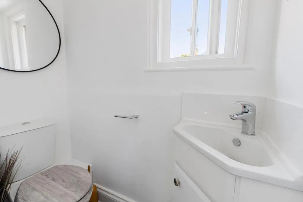 River Exe Cottage waterfront