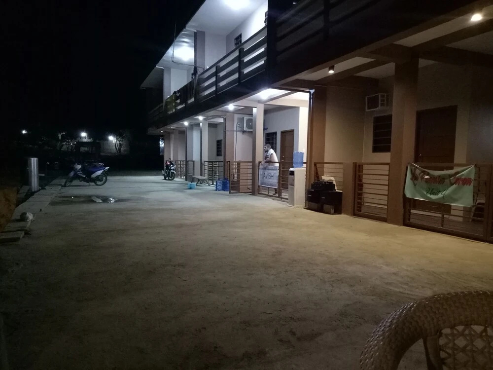 AV7 Guest House