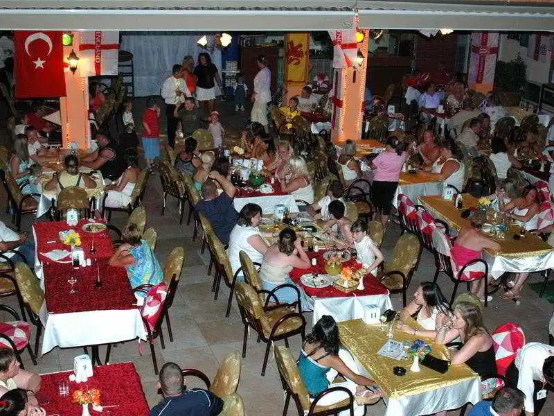 Club Orient Apart