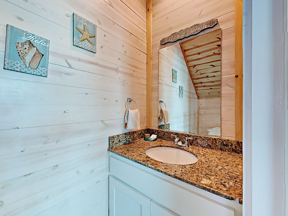 The Commons #801 - Three Bedroom Townhome