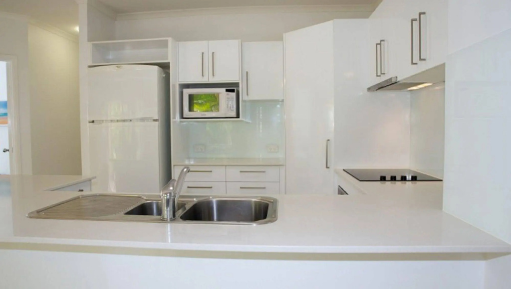 Sanctuary Lake Apartments