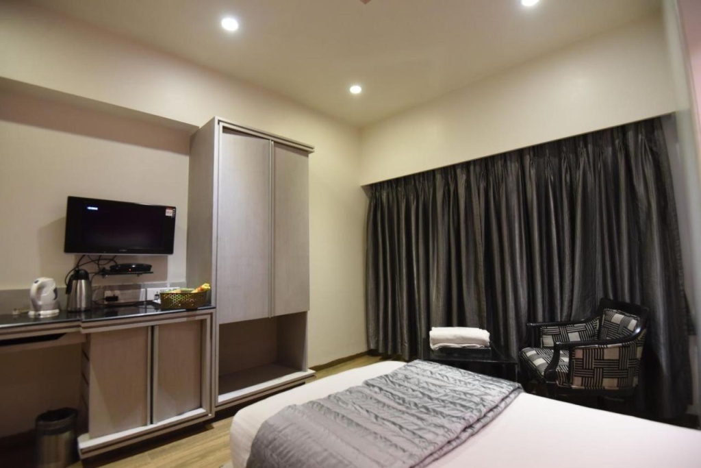Vista Premier At Thane West