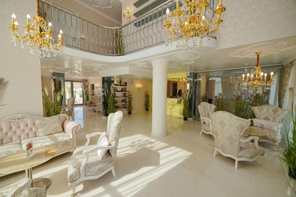 Harmony Suites 10, 20 Saint Vlas