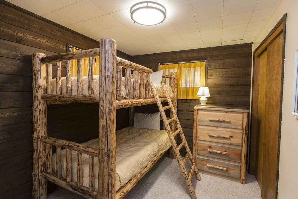 Ides - 3 Br Home