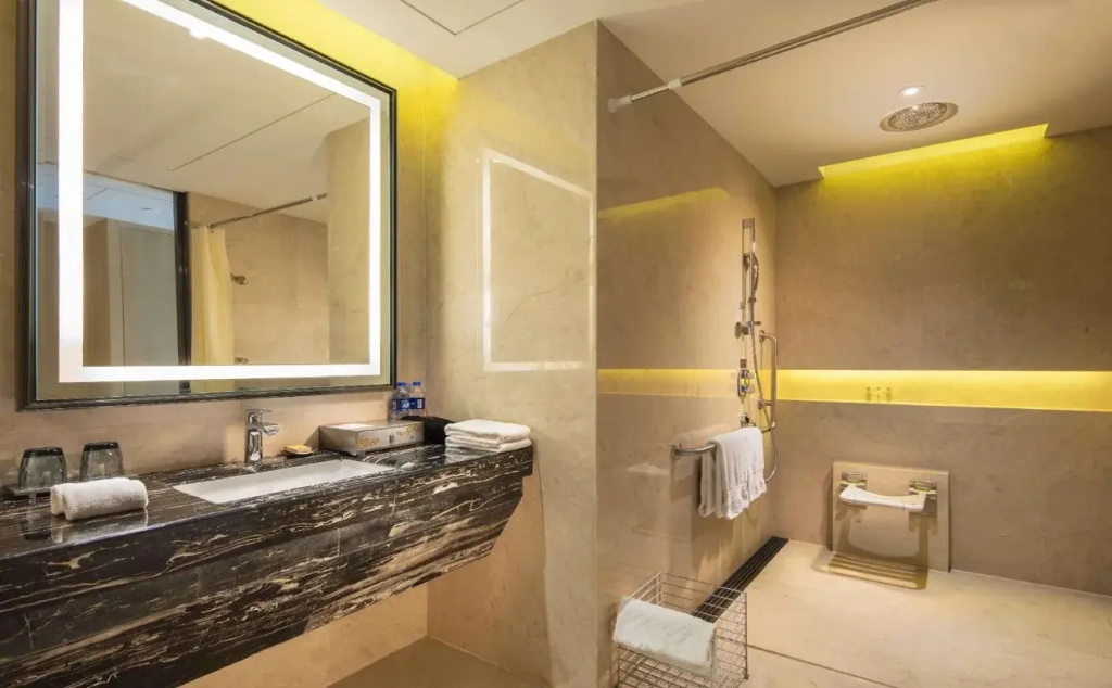 DoubleTree by Hilton Hotel Anshun