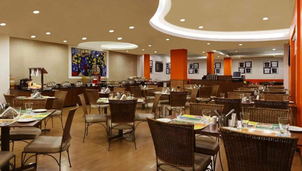 Lemon Tree Hotel, Ahmedabad