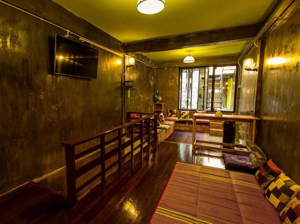 Hometown Hostel