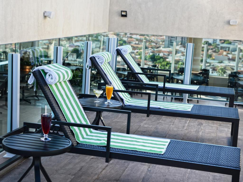 Dubai Suites