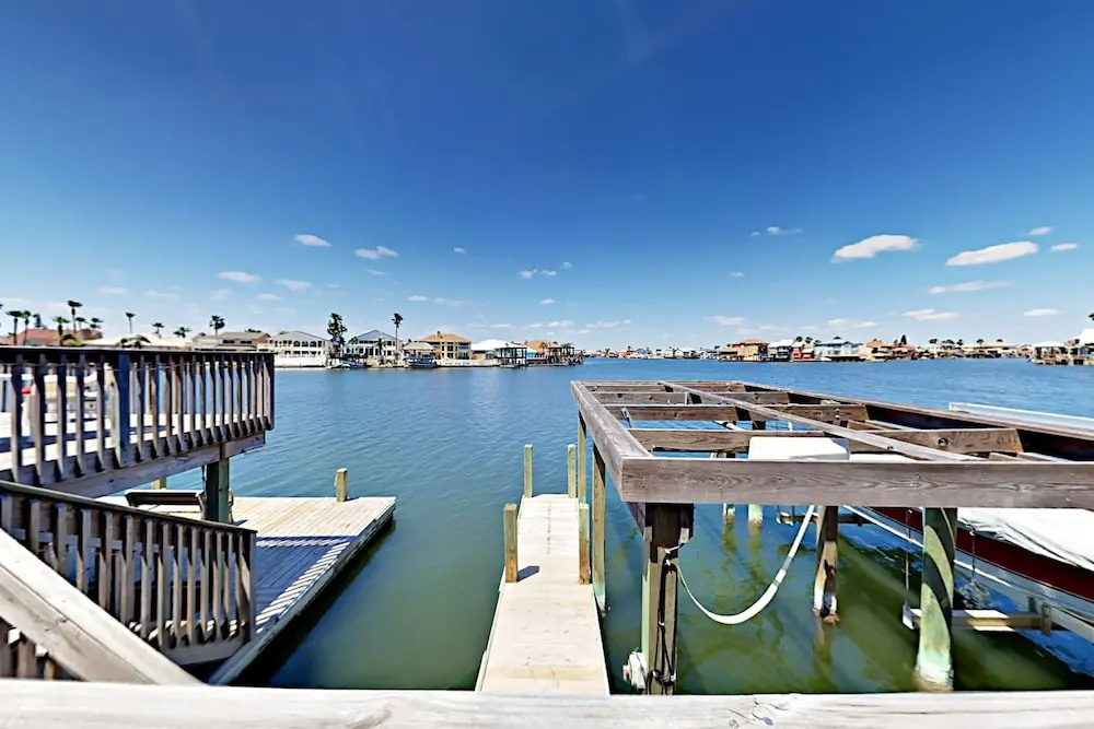 Fortuna Bay 1 - One Bedroom Condo