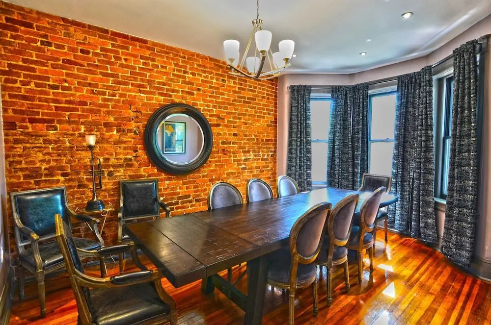 130 Southeast Townhome #1064 - 4 Br Townhouse