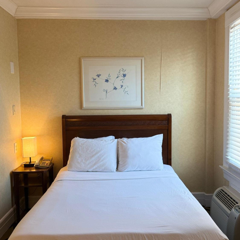 Windsor Inn Hotel