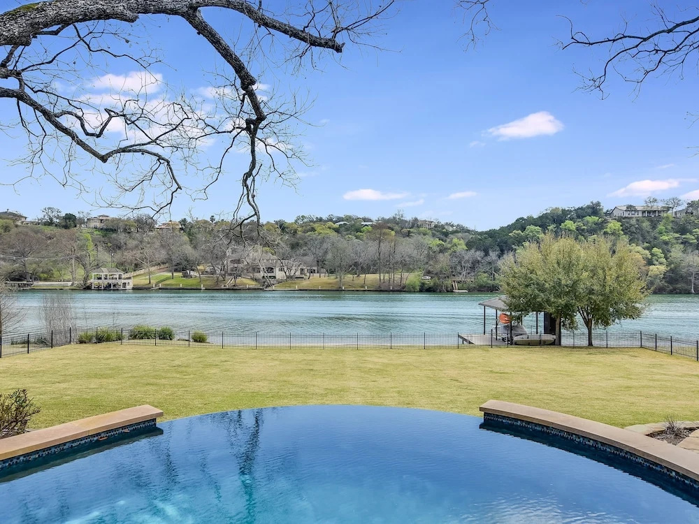 The Arrive Santa Barbara Lake Austin 5 Bedroom Estate