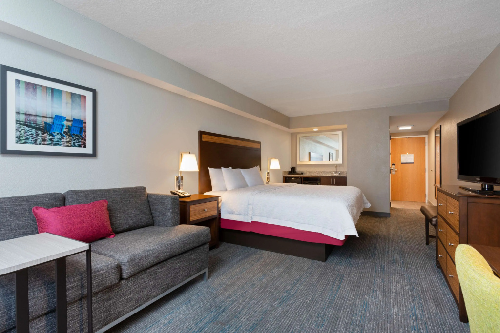 Hampton Inn & Suites Fort Myers Beach/Sanibel Gateway