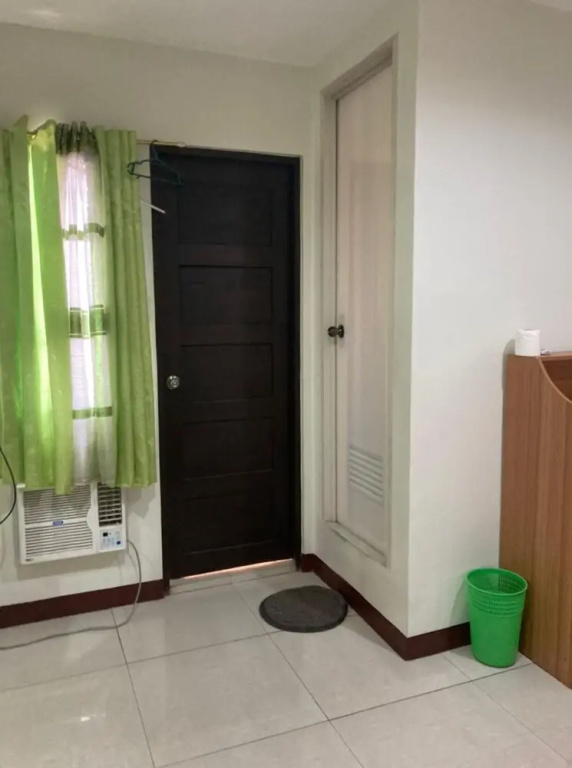 Carisil Bldg by OYO Rooms