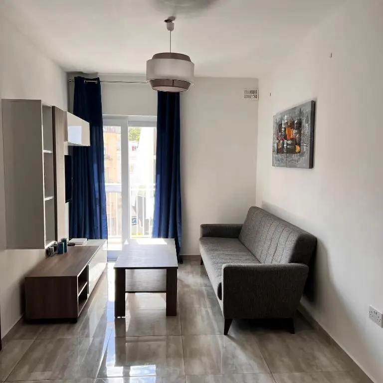 F3-3 Room 2 single beds shared bathroom