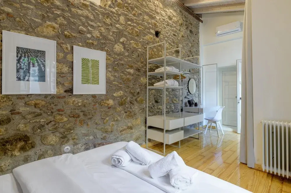 Incomparable Plaka s Lux 2bdrm Apt w Pvt Heated Pool