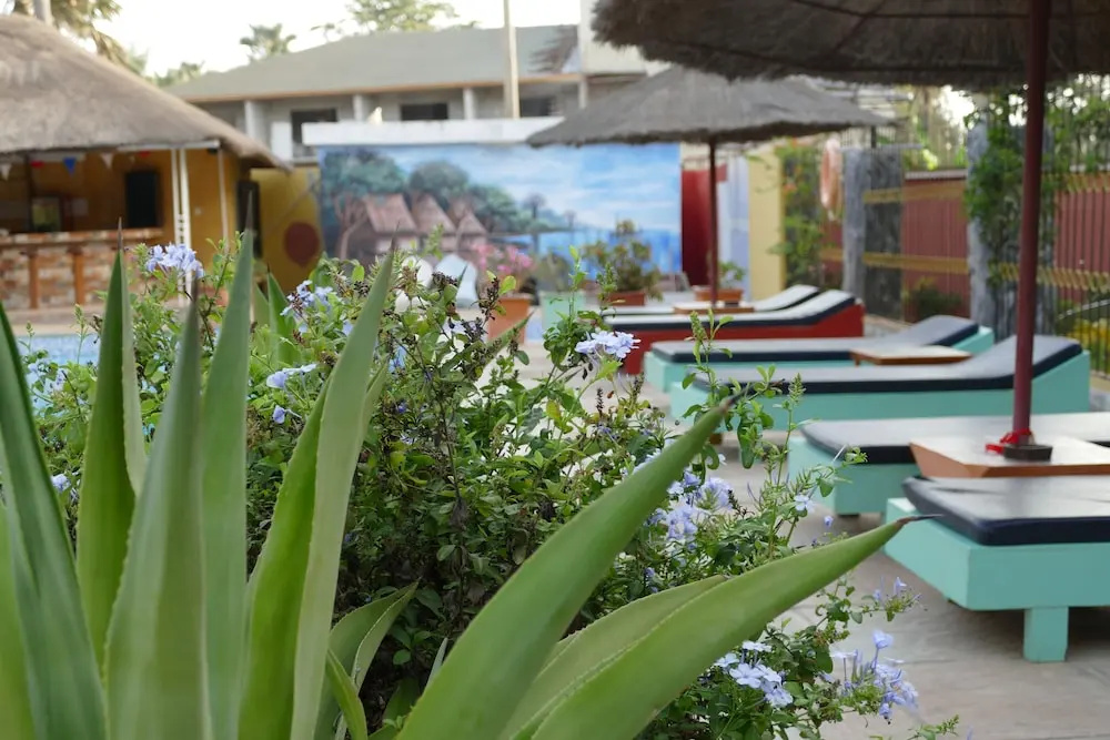 Calabash Apartment-Hotel