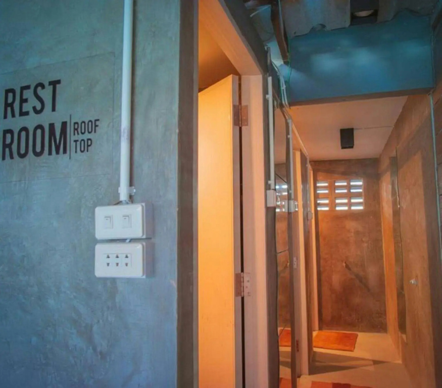 Din Space Bangkok