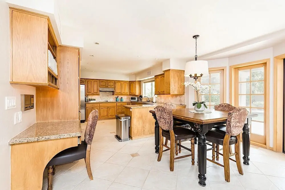 Paradise Retreat 4BR by Casago