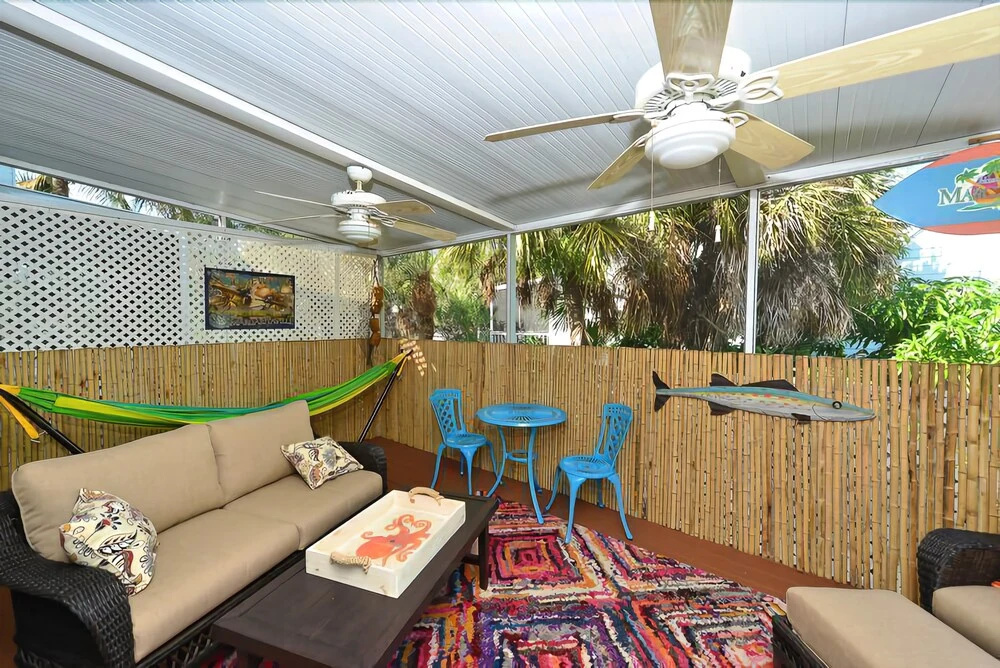 Pelican's Nest 3 Bedrooms 2 Bathrooms Villa