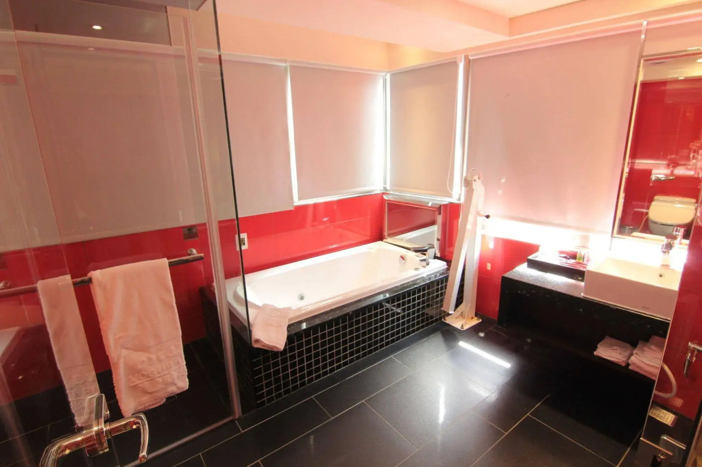 V-one Vogue Hotel