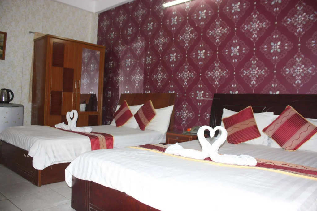 YoKo Airport Saigon Hotel