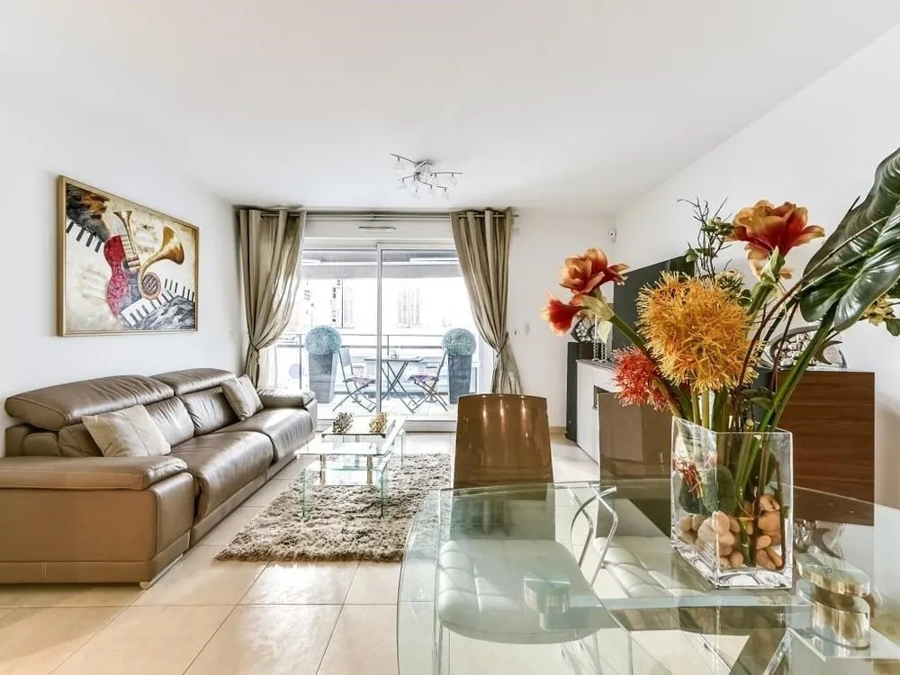 Cannes Le Cerf - Superbe T2 - Luxe - 100 m de la Croisette