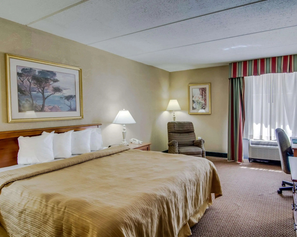 Quality Hotel and Conference Center Bluefield