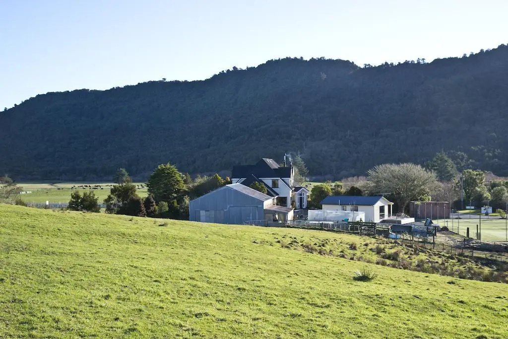 Oak Lodge