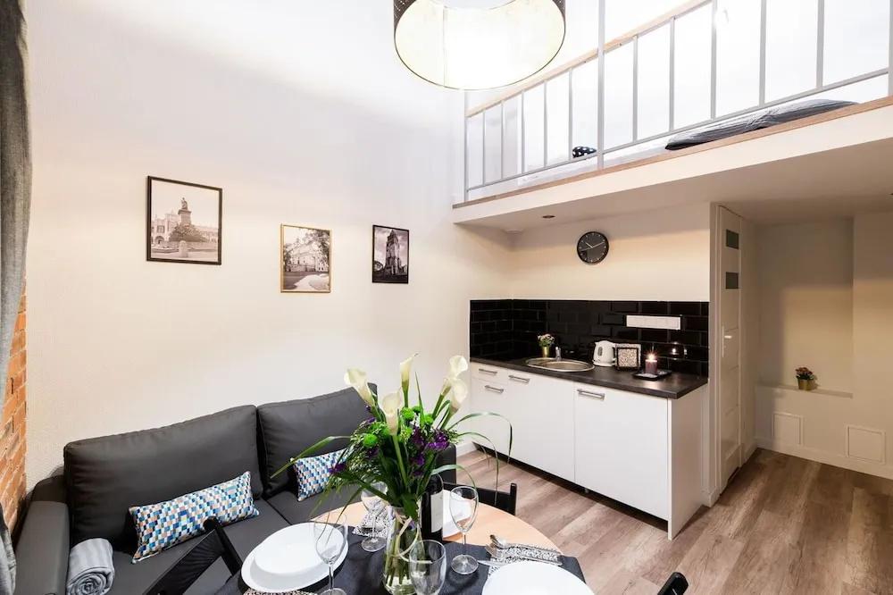 DIETLA 99 APARTMENTS - IDEAL LOCATION - in the heart of Krakow