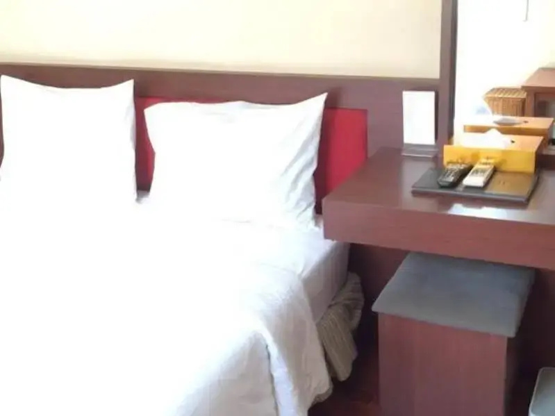Tulip Hotel Vu Ngoc Phan