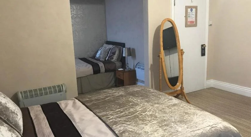 Norman Guest House with Free Parking