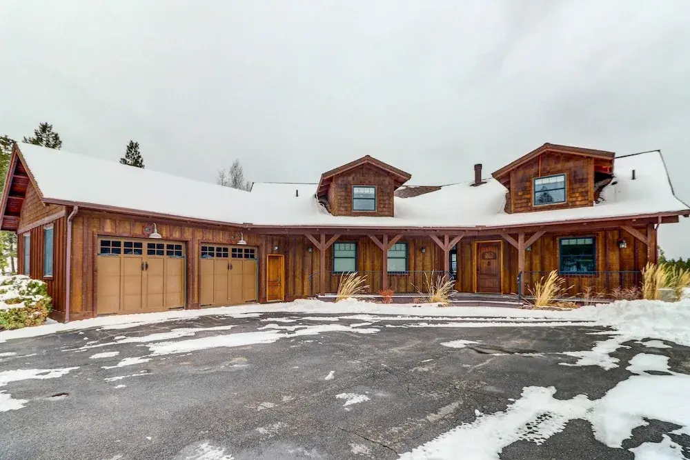 Beautiful Eureka Cabin Rental on Golf Resort