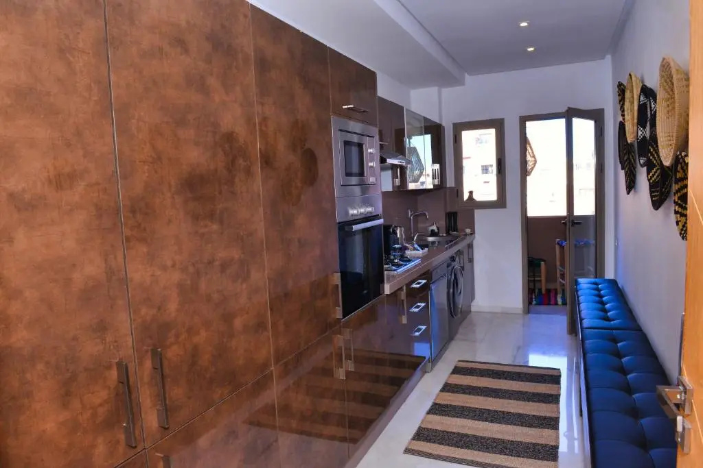 Appartement de prestige climatisé à l'hivernage 400m de la Gare