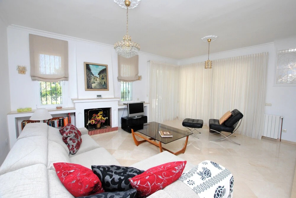 Preciosa villa con piscina privada, perros bienvenidos