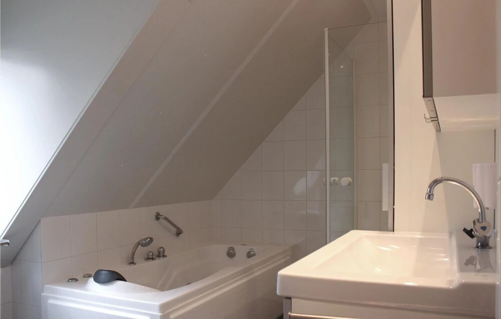 Awesome Home In Wemeldinge With Kitchen