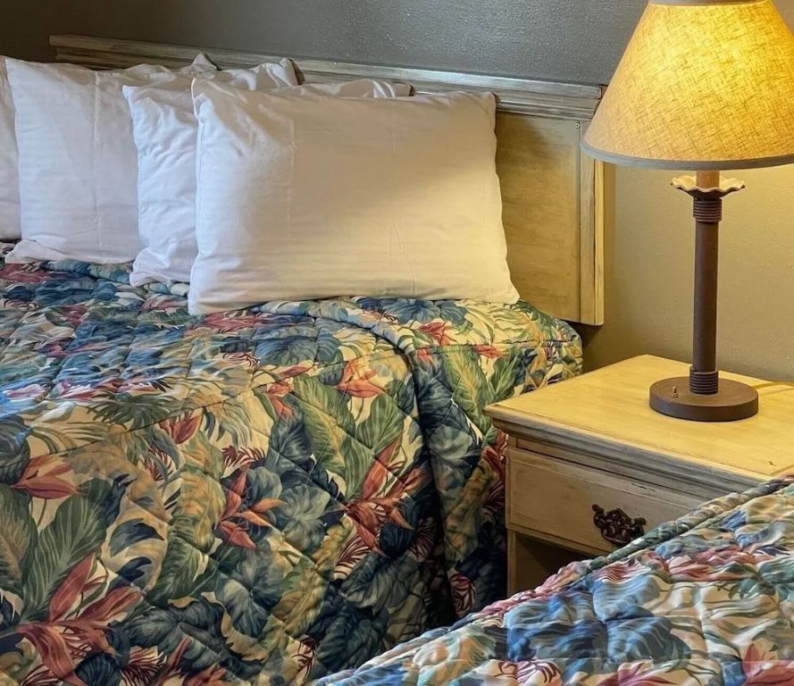 Days Inn by Wyndham Wheatland