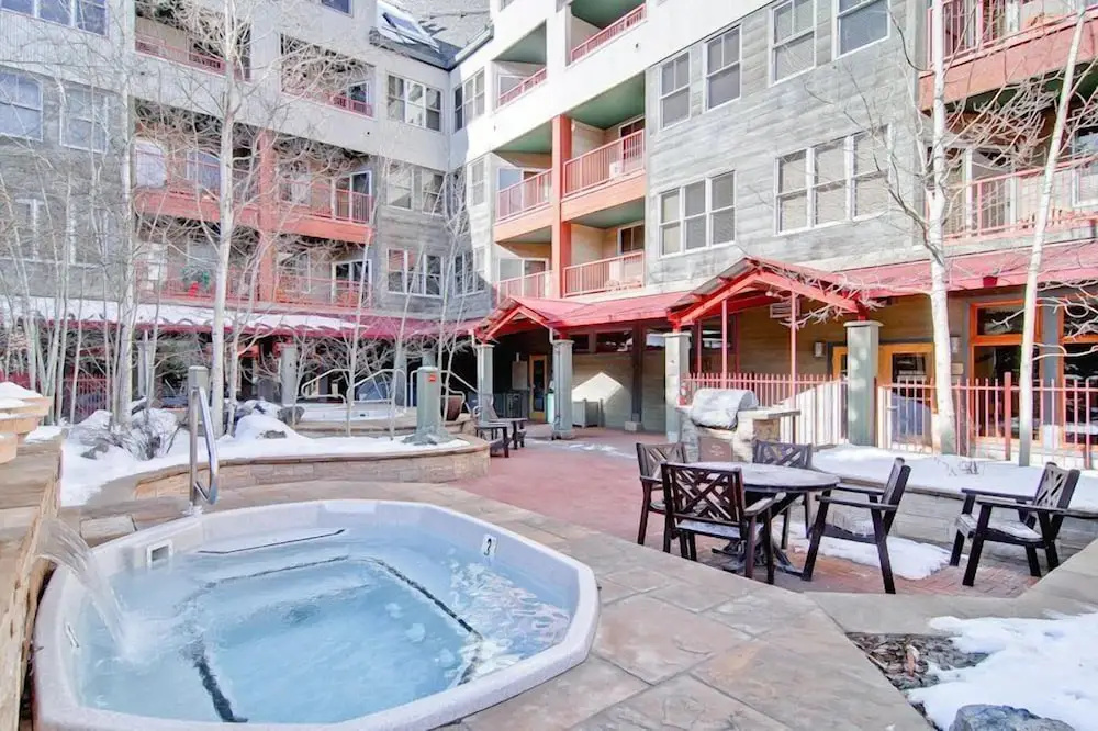 8166 Silver Mill