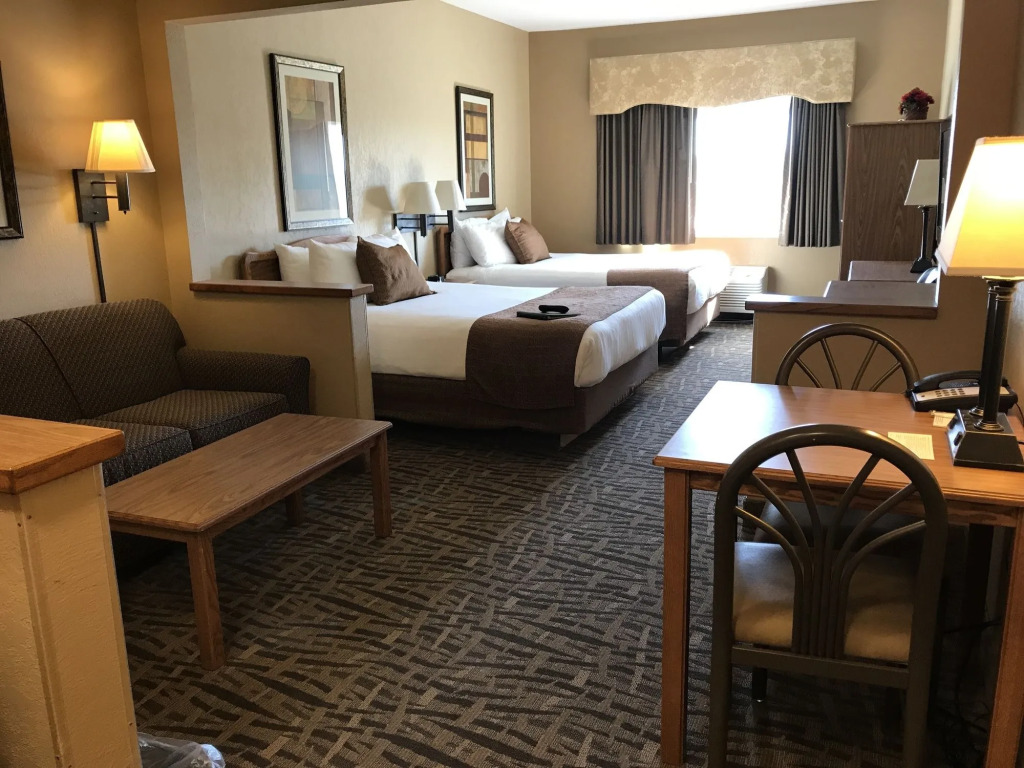 EverSpring Suites