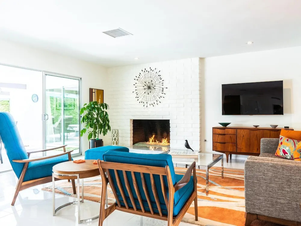 Modern Grand at Deepwell Estates