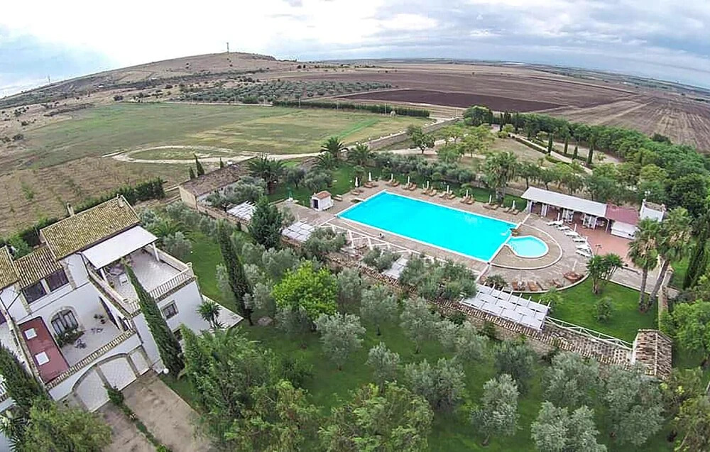 Stunning Home in San Giovanni Rotondo With 2 Bedrooms, Wifi and Outdoor Swimming Pool